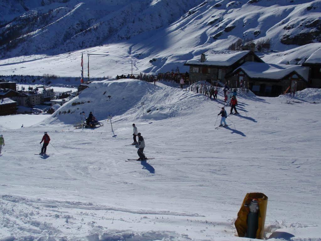 Hotel Baita Cretaz Breuil-Cervinia Dış mekan fotoğraf